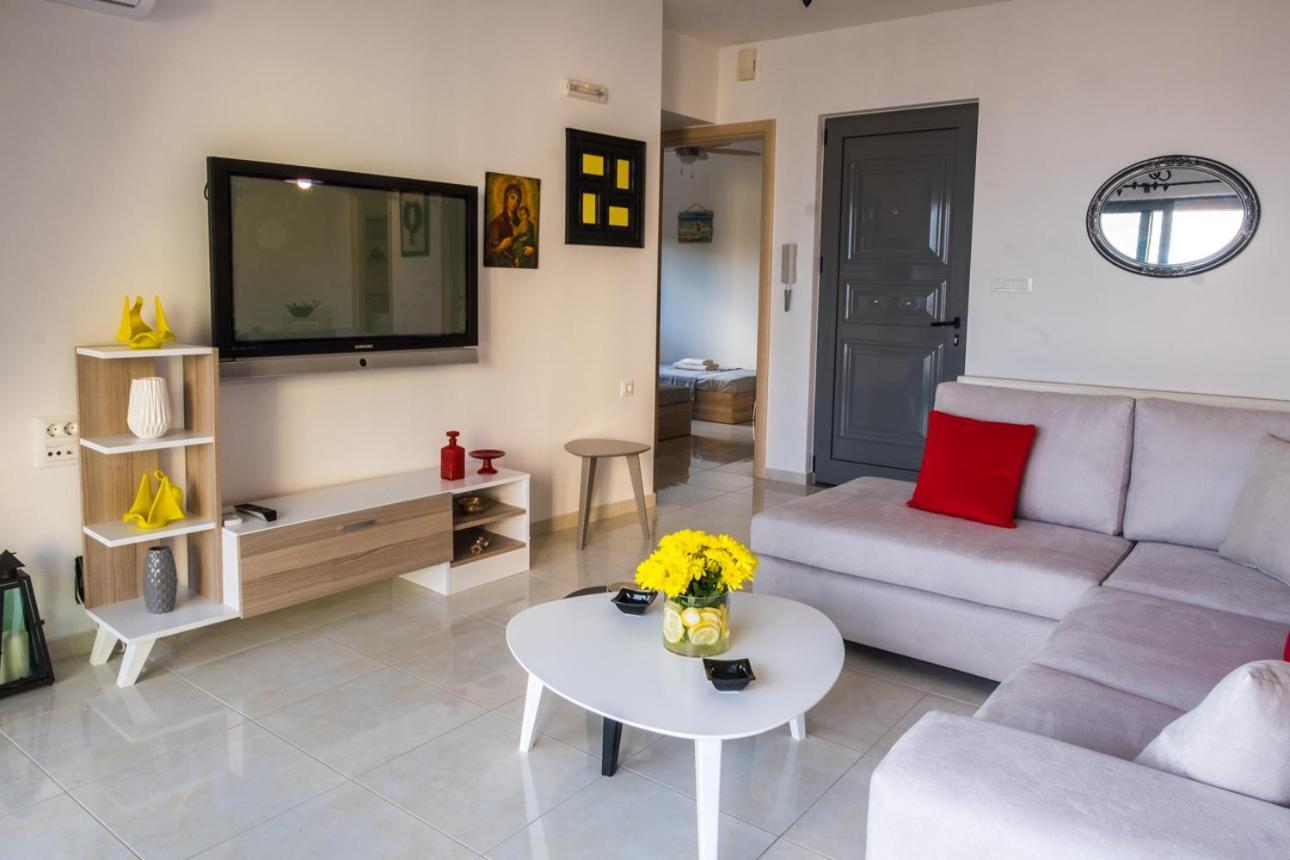Holy Paraskevi Apartment Ágios Nikólaos Екстериор снимка